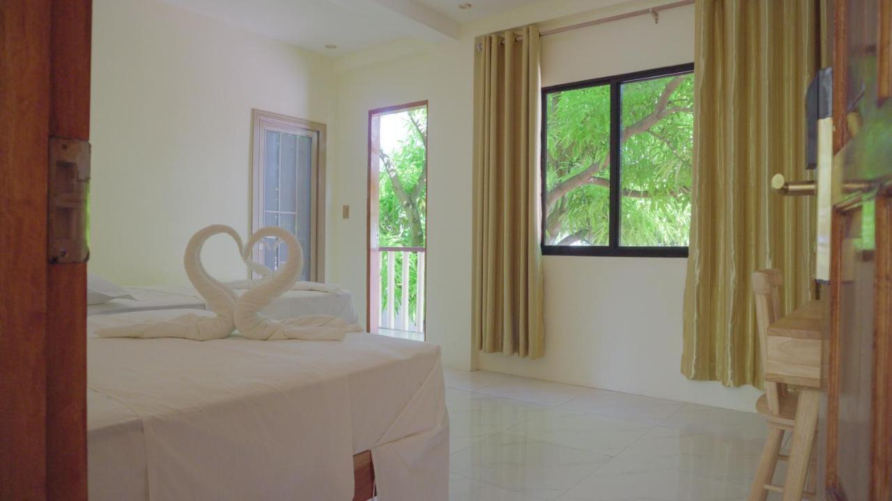 Speed 8 Inn Moalboal Exterior foto